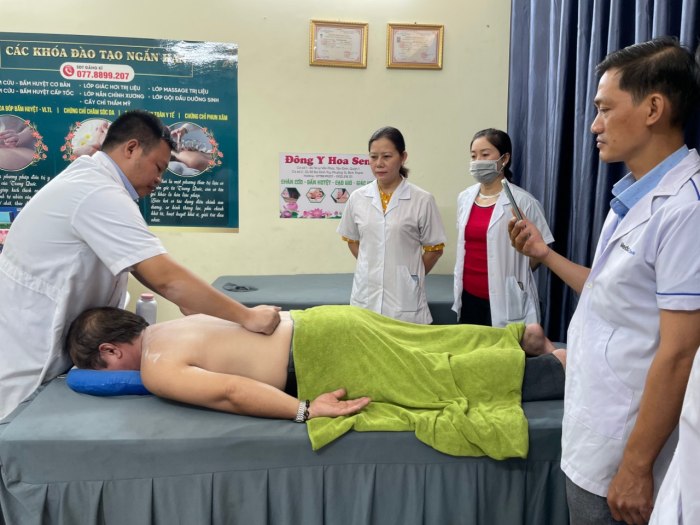 học chứng chỉ xoa bóp bấm huyệt