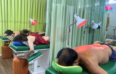 Bấm Huyệt Điều Trị Đau Lưng Tại Phòng Khám Đông Y Hoa Sen- Hồ Chí Minh