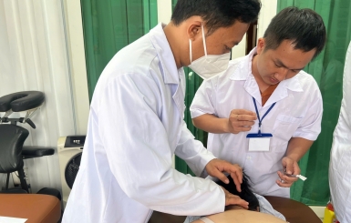 Hướng dẫn tự xoa bóp vai gáy giảm đau nhức ngay tại nhà