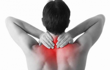 Làm sao để giảm đau vai gáy bên phải và bên trái?