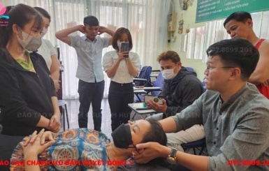 Điều trị đau vai gáy bằng Y học cổ truyền với biện pháp gì?