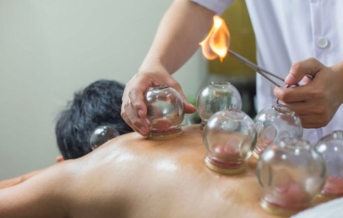 ĐAU CỔ VAI GÁY CÓ NÊN GIÁC HƠI KHÔNG? GIÁC HƠI HỖ TRỢ GÌ?