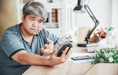 Bệnh Liệt Dây Thần Kinh Số 7: Nguyên Nhân, Triệu Chứng và Cách Điều Trị