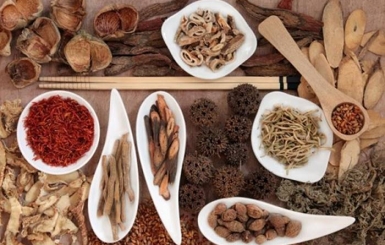 Thuốc Đông y trị thoái hóa cột sống chất lượng và an toàn tại Đông Y Hoa Sen