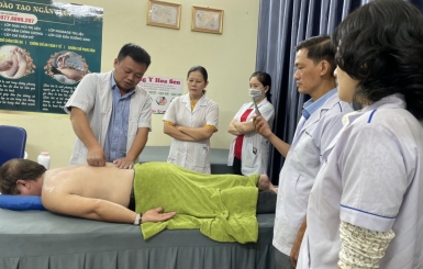 Đâu là đơn vị trị liệu cổ vai gáy TPHCM uy tín?