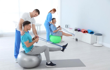 Phục hồi chức năng sau chấn thương thể thao bằng vật lý trị liệu