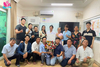 Học Viên Lớp Bấm Huyệt