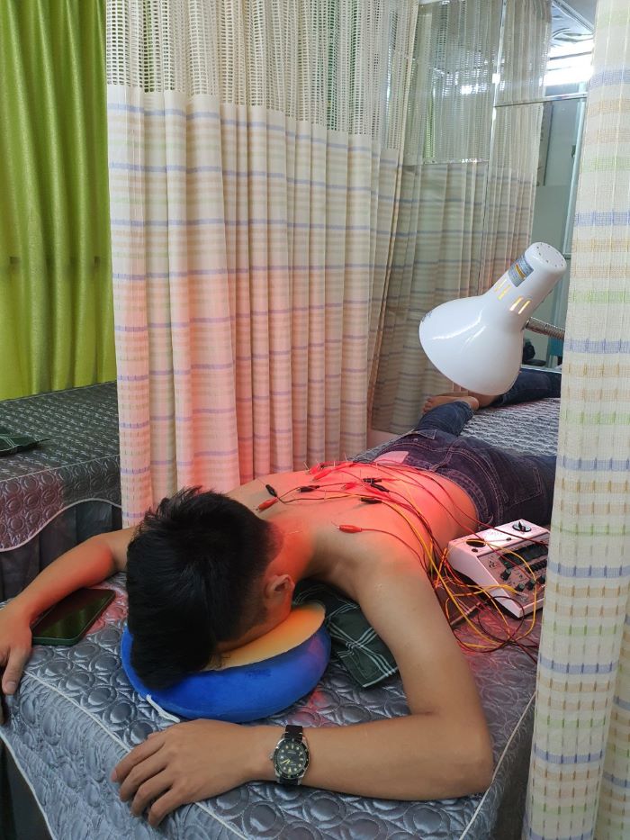 Điều trị thoái hóa đốt sống cổ bằng phương pháp Đông y