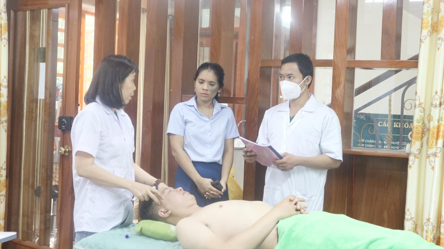 Địa Chỉ Học Massage Xoa Bóp Bấm Huyệt