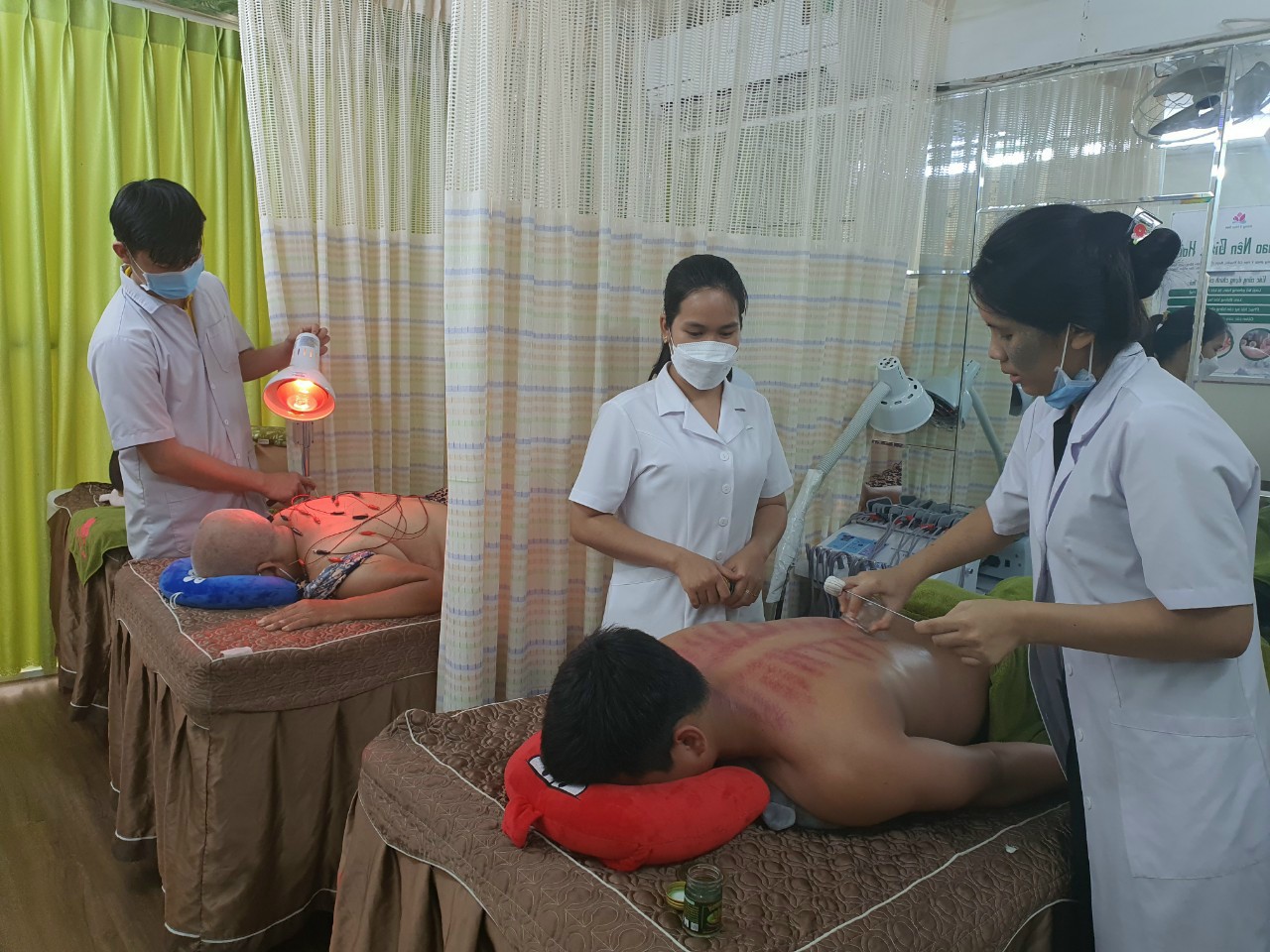 Phác đồ châm cứu đau vai gáy lan xuống tay