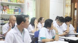 Học xoa bóp bấm huyệt ở TPHCM